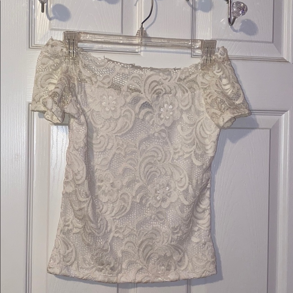 White floral lace top